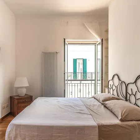 Sun Apartment