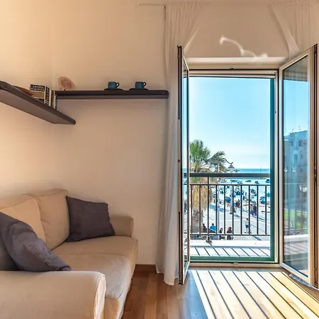 Sun Apartment