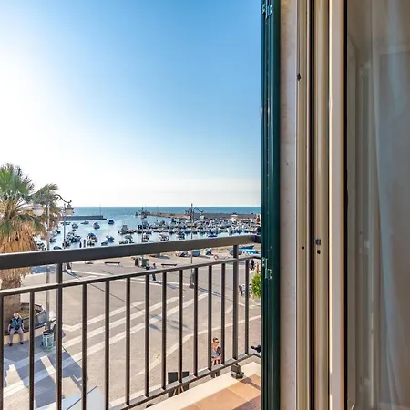 Sun Apartment Torre A Mare